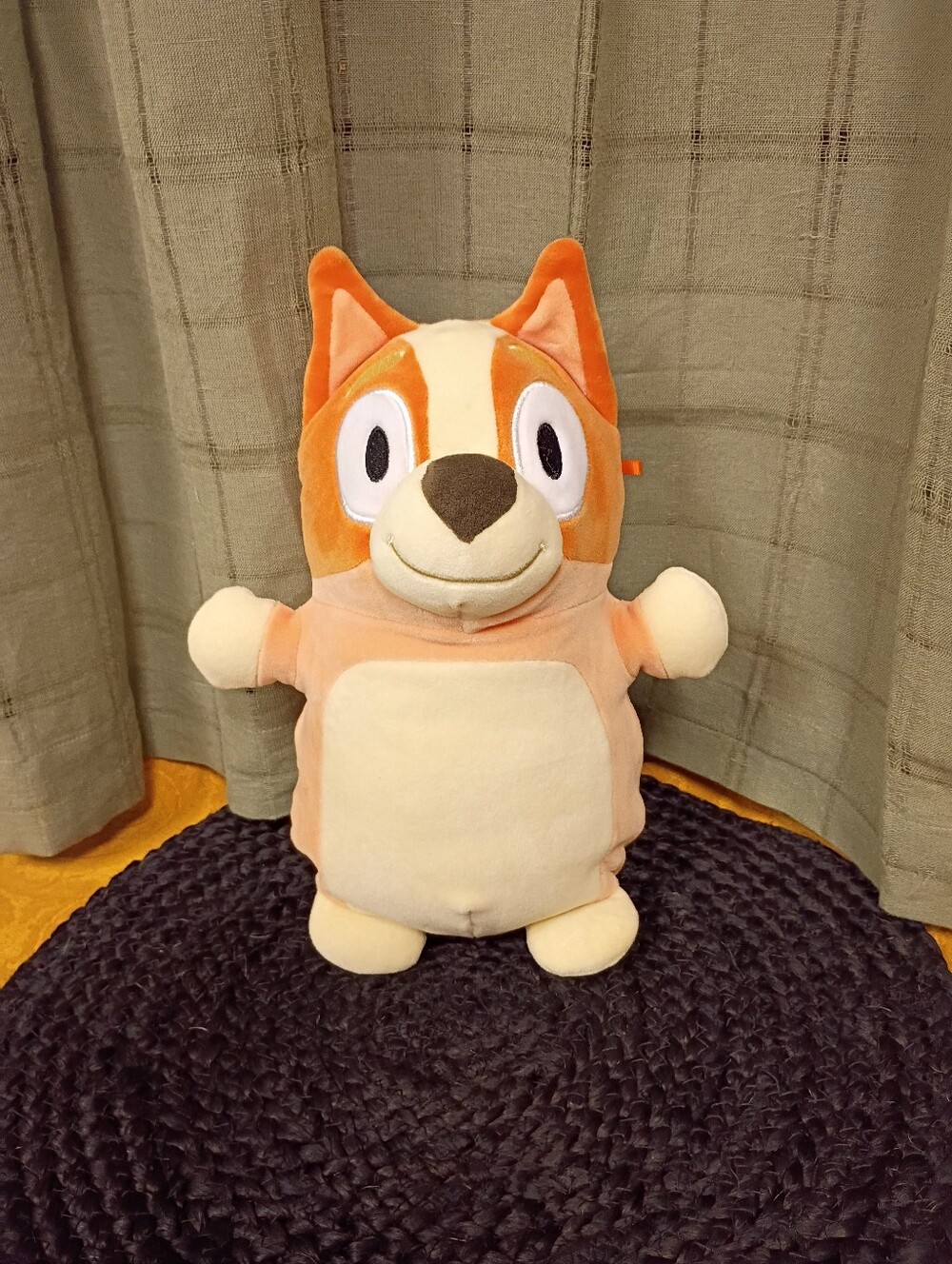 NWOT Original Squishmallows Hugmees Bluey Bingo Character Size 10"